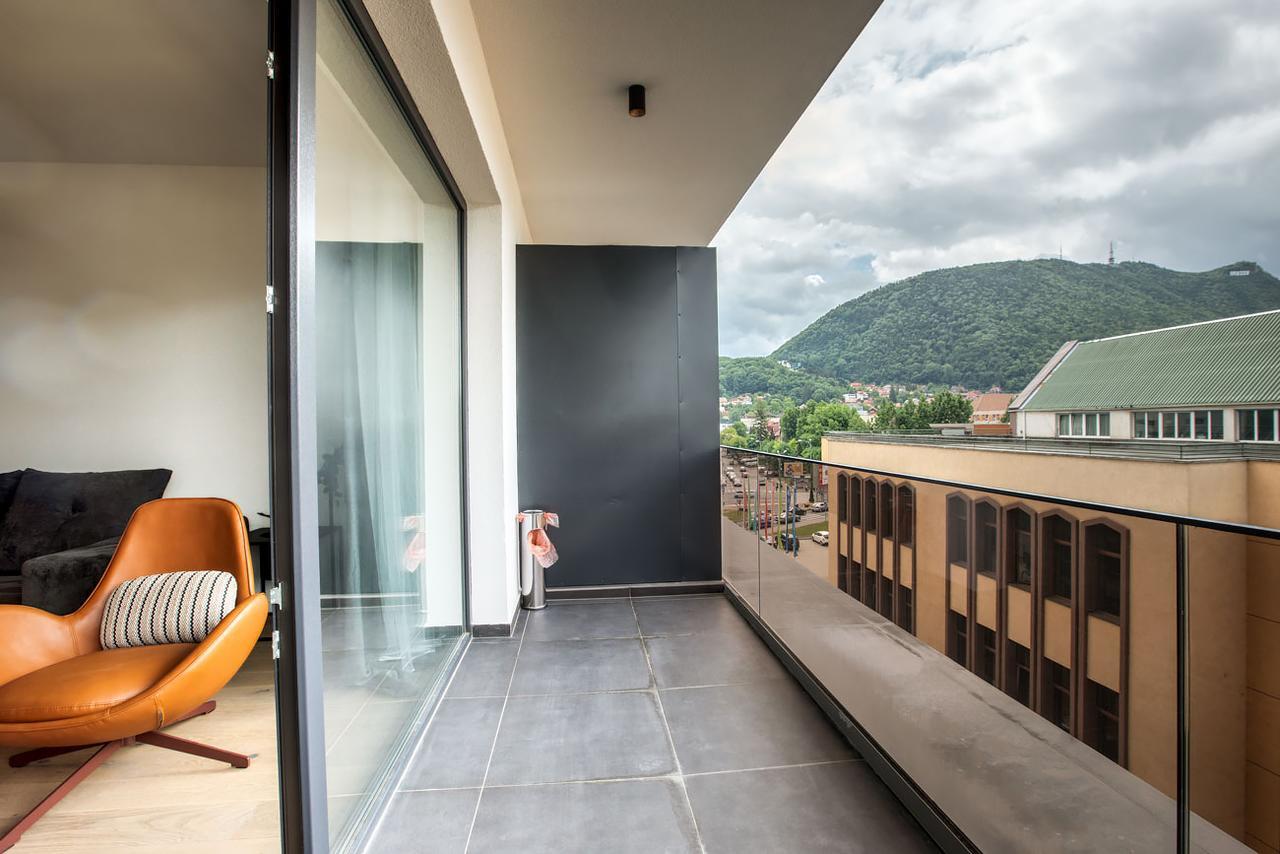 Cosmopolit Booking Braşov Exterior foto