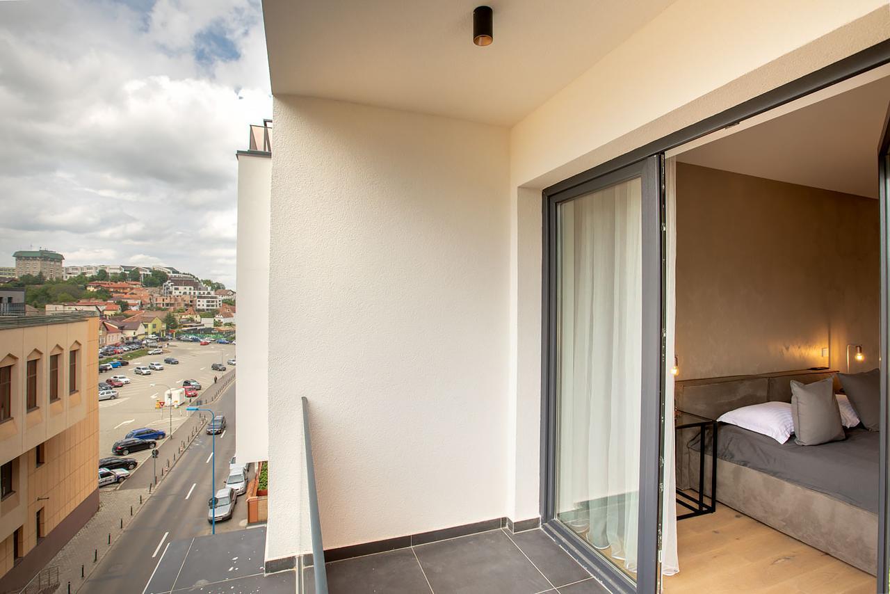 Cosmopolit Booking Braşov Exterior foto