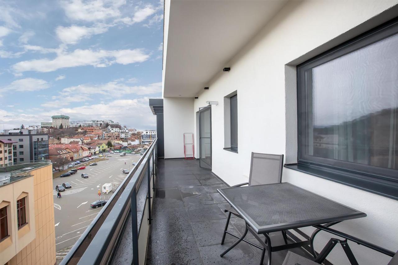 Cosmopolit Booking Braşov Exterior foto